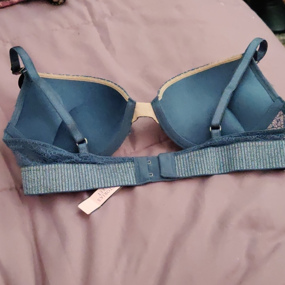 Bra - Picture 3 of 3